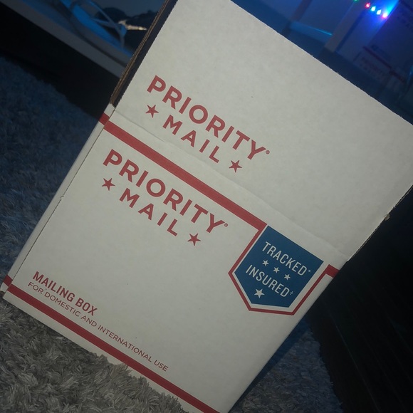 Other - WOMENS MYSTERY BOX ⭐️